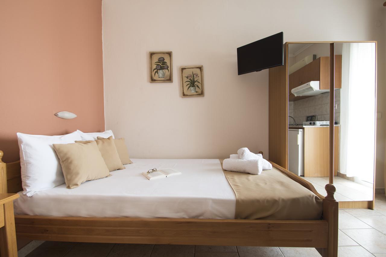 Atira Apart Hotel Olympiakí Aktí Kültér fotó